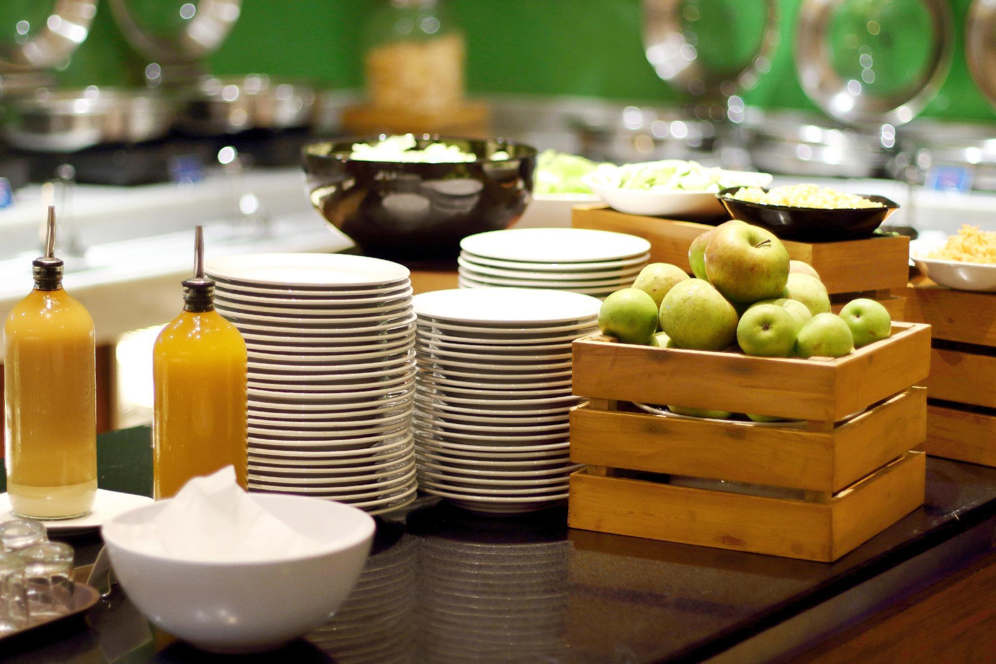 Holiday Inn Express Semarang Simpang Lima By Ihg Esterno foto