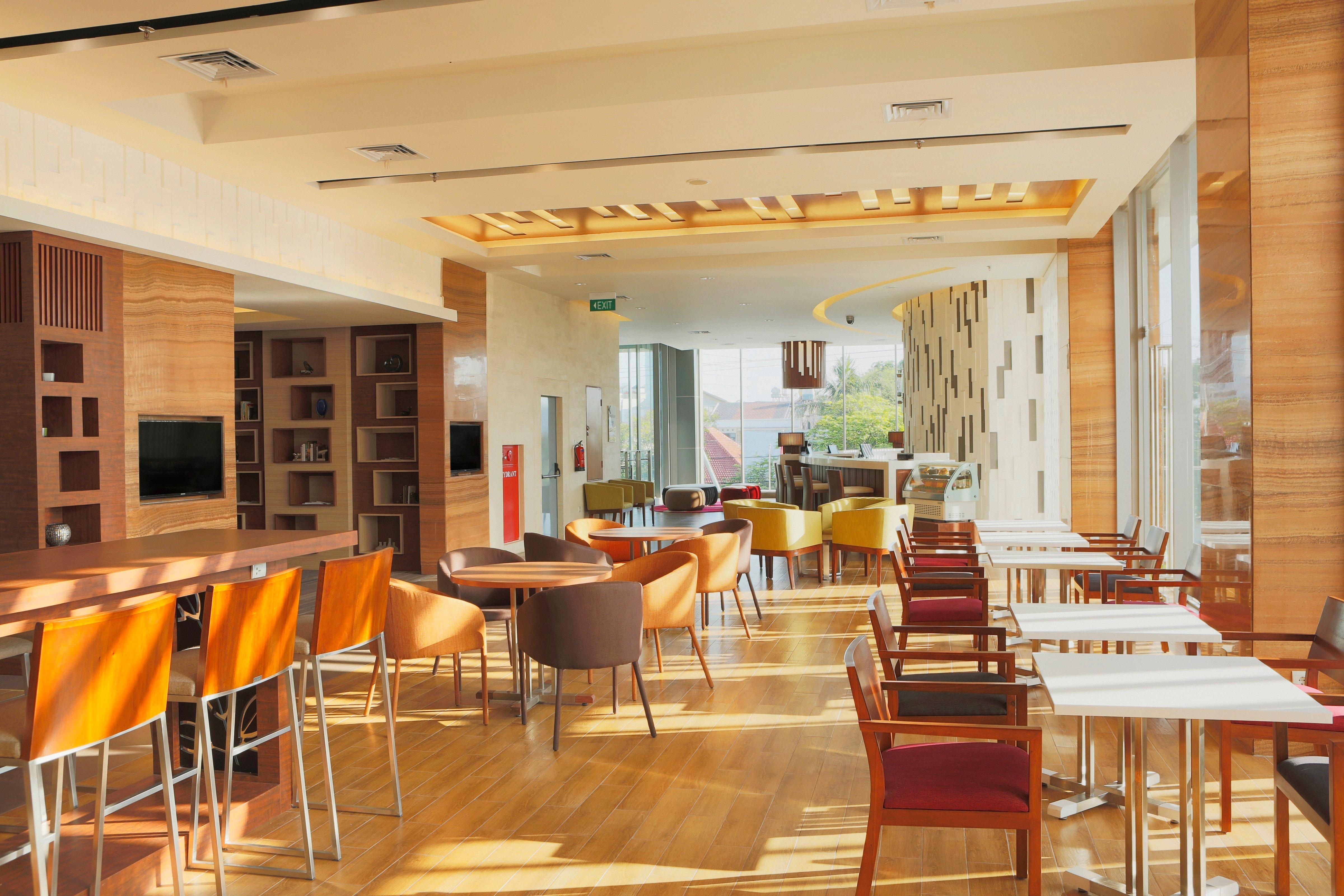 Holiday Inn Express Semarang Simpang Lima By Ihg Esterno foto