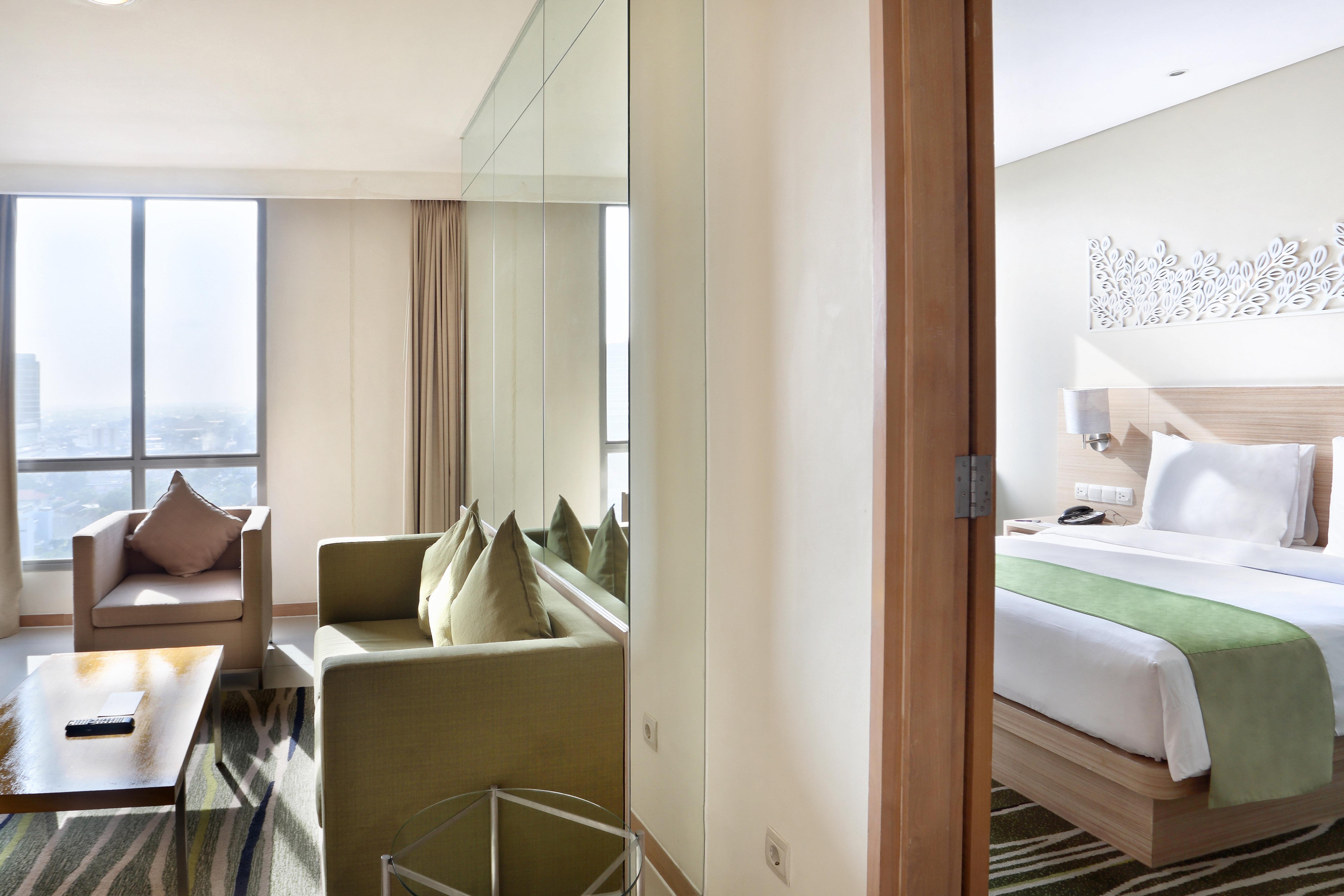 Holiday Inn Express Semarang Simpang Lima By Ihg Esterno foto