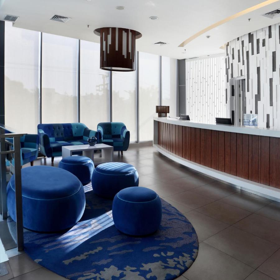 Holiday Inn Express Semarang Simpang Lima By Ihg Esterno foto