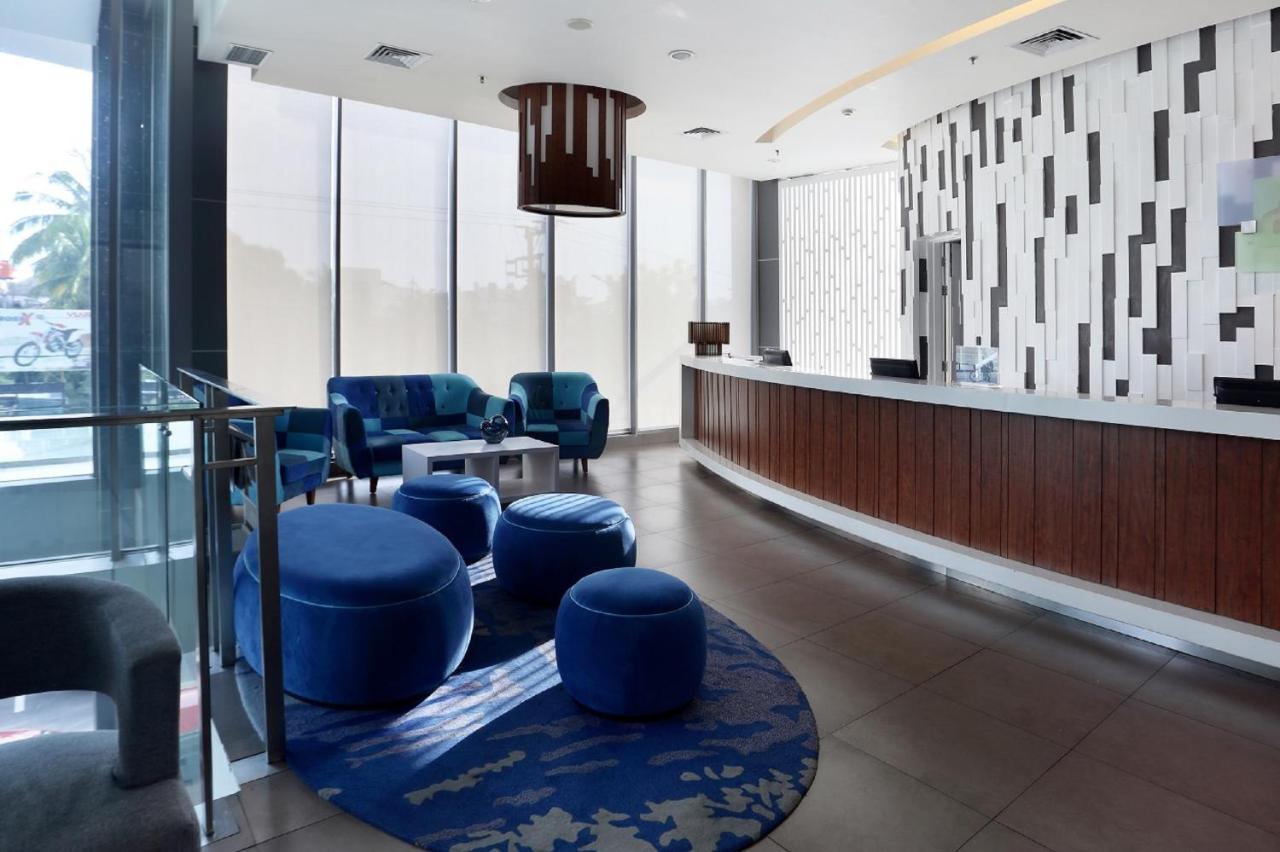 Holiday Inn Express Semarang Simpang Lima By Ihg Esterno foto