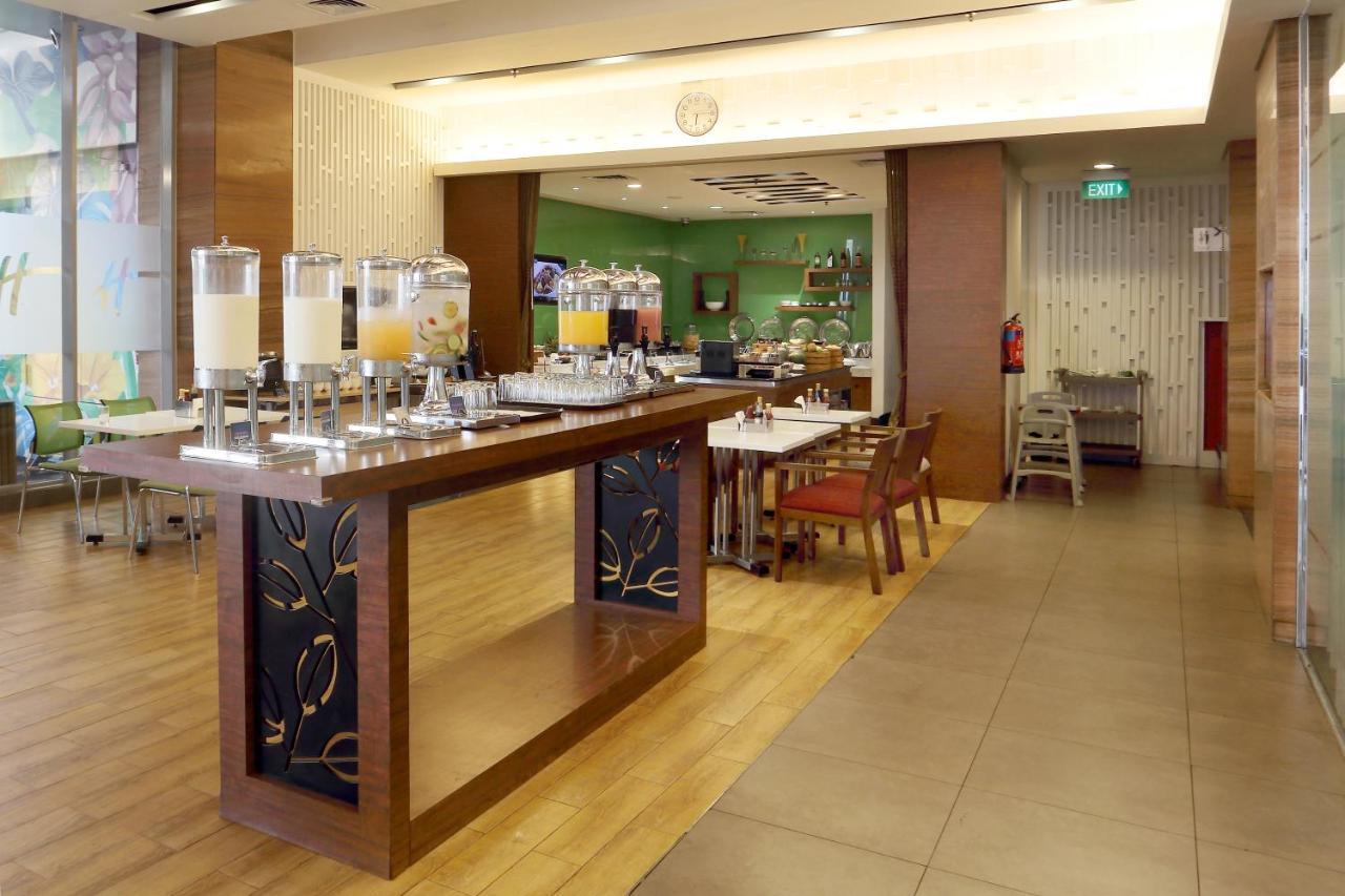 Holiday Inn Express Semarang Simpang Lima By Ihg Esterno foto