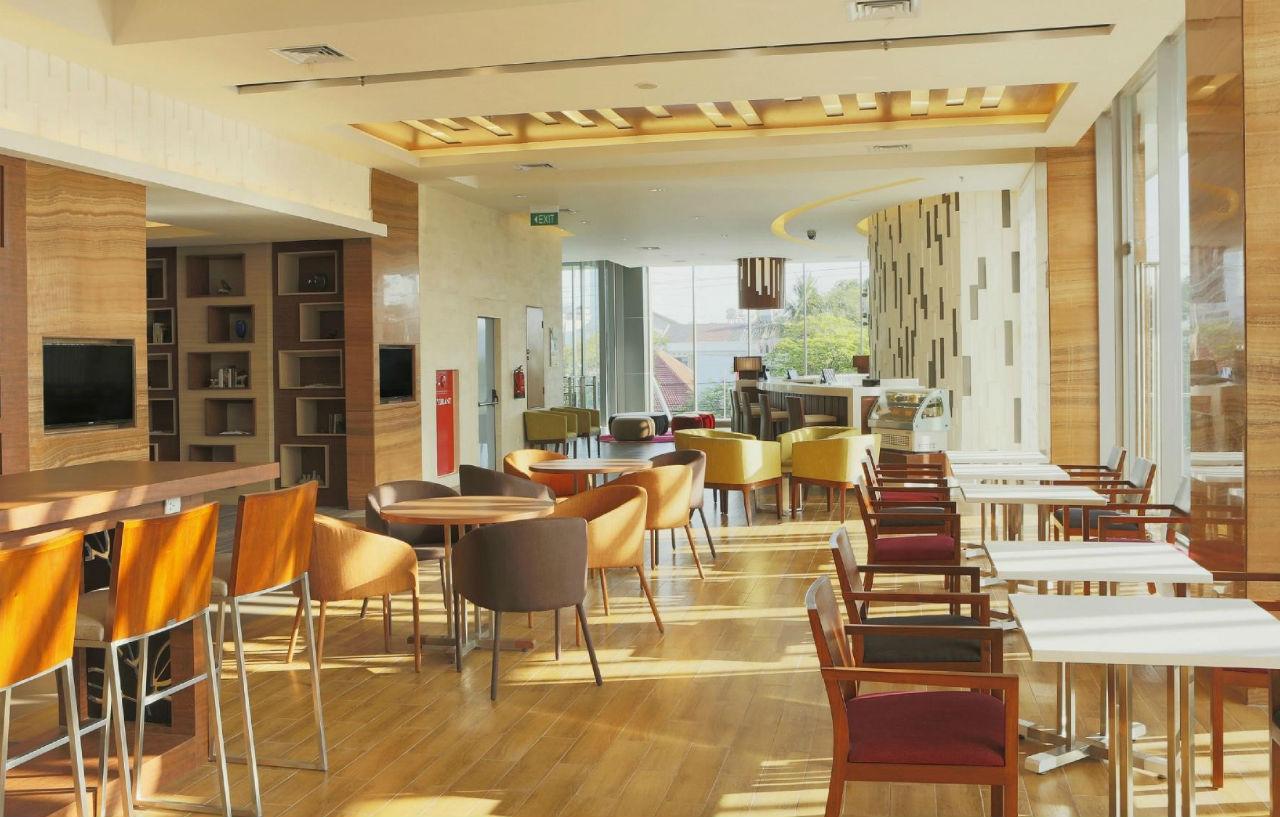 Holiday Inn Express Semarang Simpang Lima By Ihg Esterno foto
